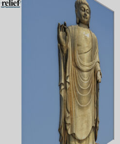 Alternative view of Spring Temple Buddha