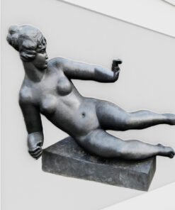 Alternative view of Air by Maillol